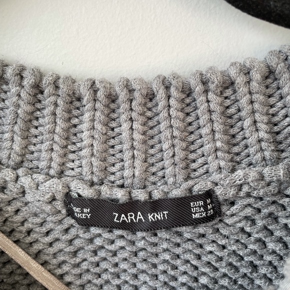 Zara Sweater 🤍 - Picture 4 of 4